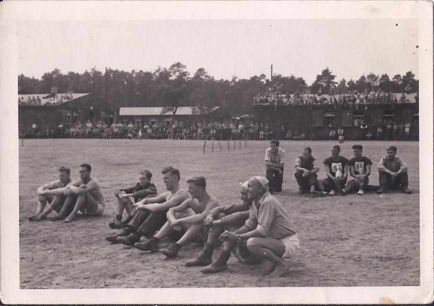 Sports Day, Sagan, 1942 1